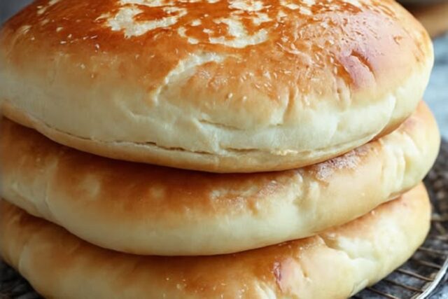 20-Minute Fluffy Bread Recipe – Quick and Easy